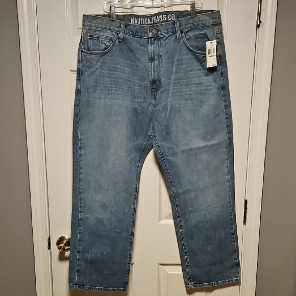 Nautica Relaxed Fit Blue Jeans - Picture 1 of 5